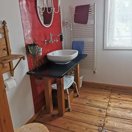 Urli Apartment *